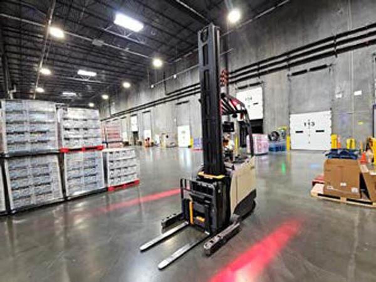 CSA Electric Double Reach Truck | 3,200 lb | 270” Triple Mast | Battery Optional | Freezer Upgrade Available | Brampton ON