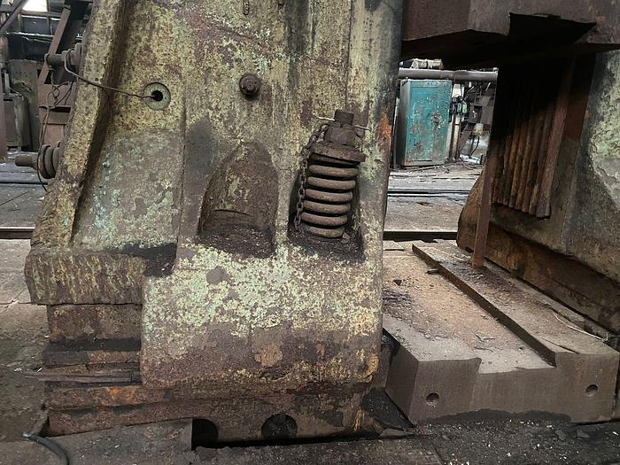 Used 1975 Kramatorsk M2152 16T Air steam die forging hammer