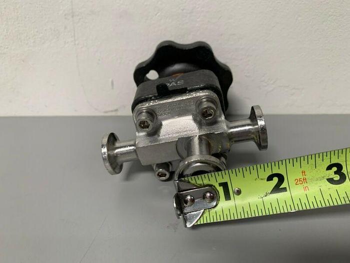 Used ITT Pure-Flo .5-316L-RA201163 Diaphragm Valve, w/ Three 1" Sanitary Fittings