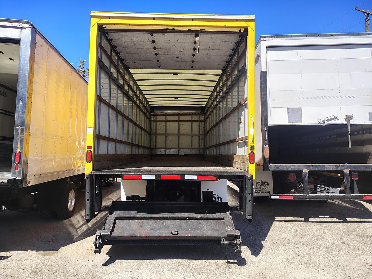 Used 2021 International MV607 26' Box Truck
