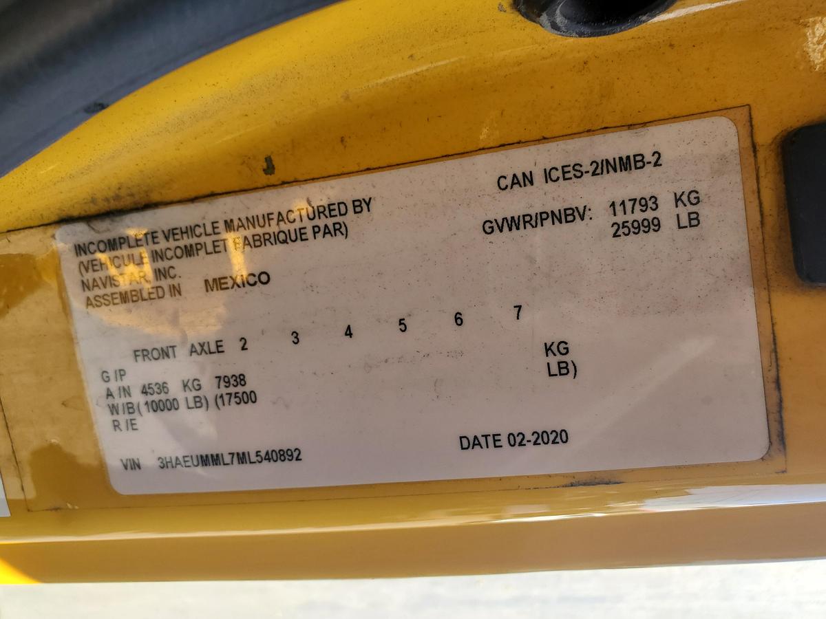 Used 2021 International MV607 26' Box Truck