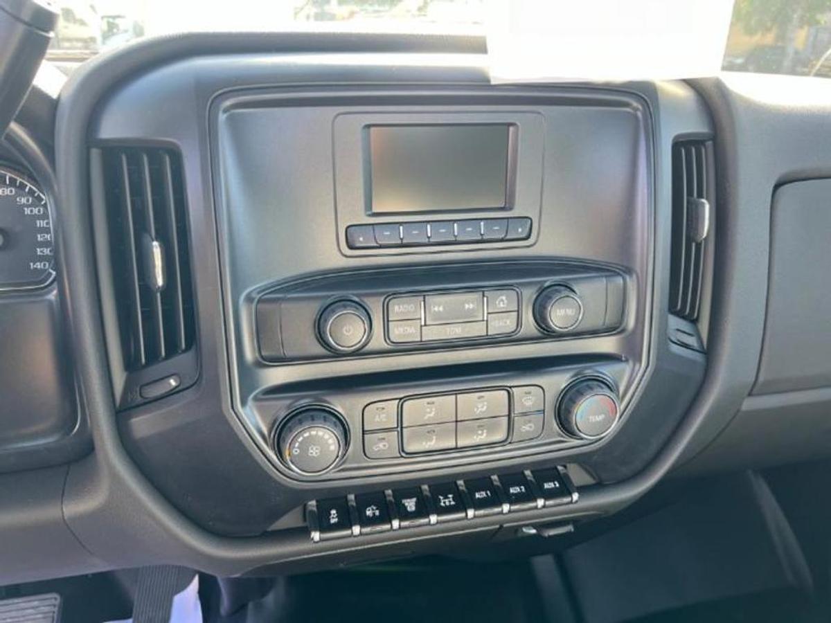 2023 International® CV515