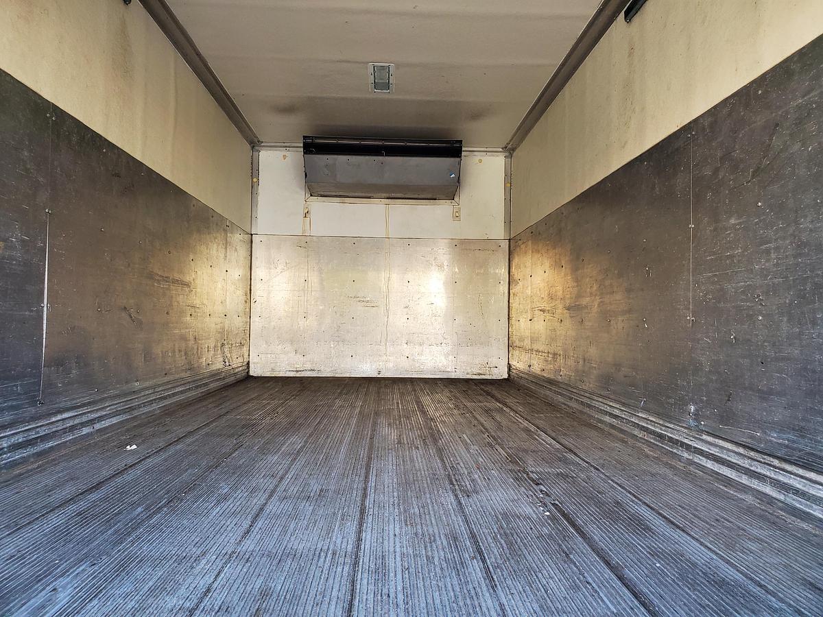 Used 2020 Isuzu NQR 18' Reefer