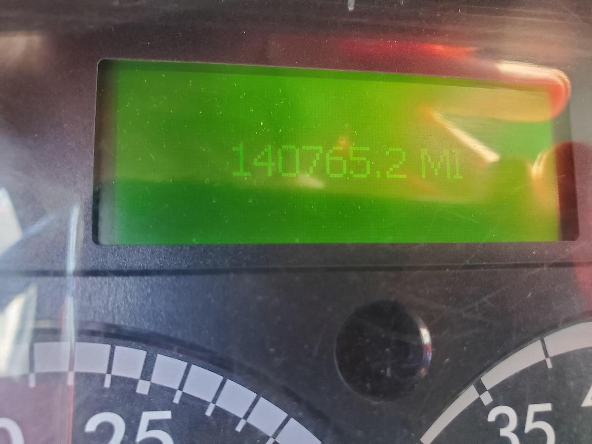 Used 2020 Freightliner M2 26 FT Reefer