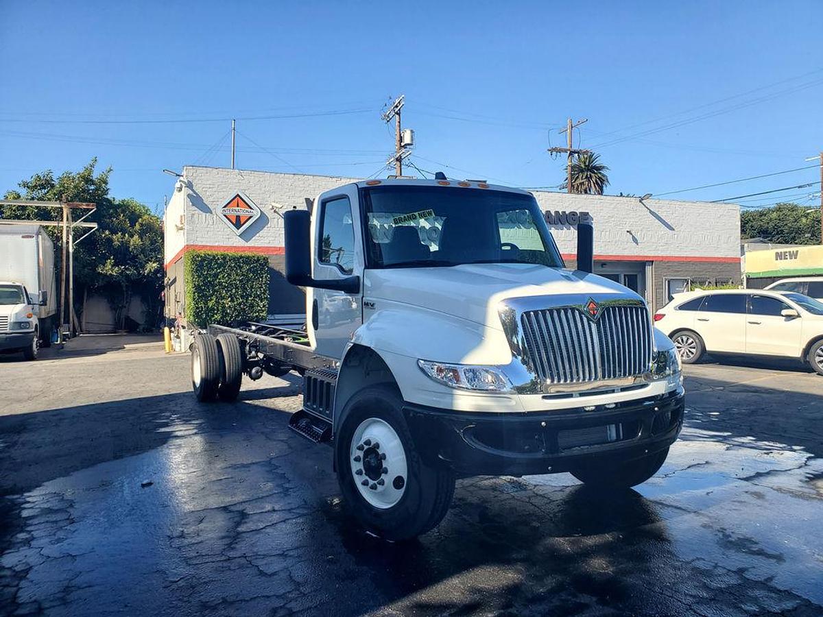 2025 International HV 607