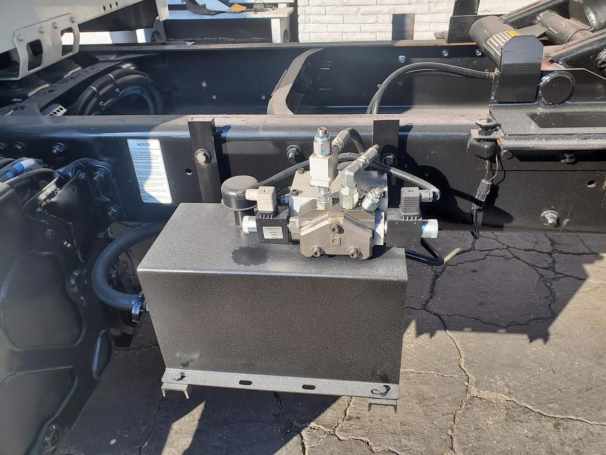 Used 2018 Freightliner M2