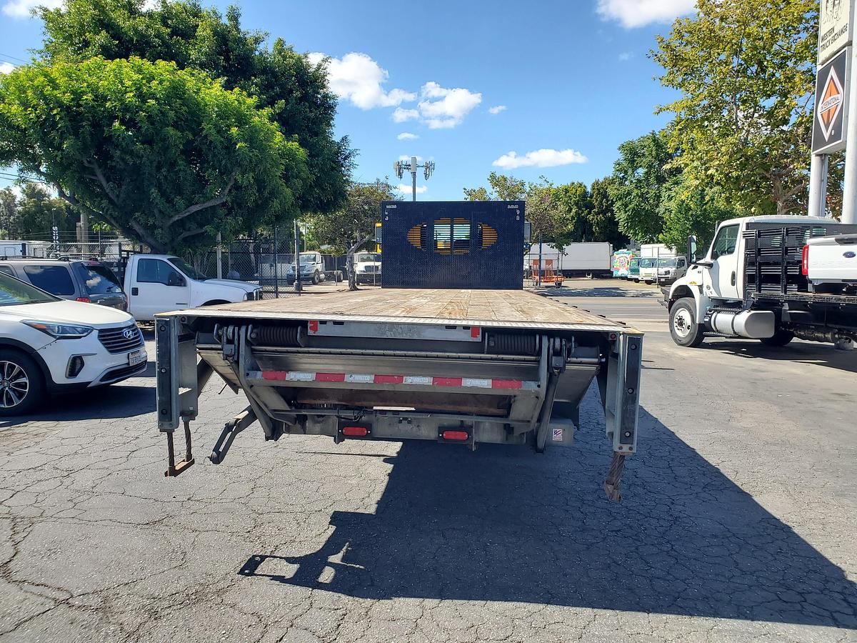 Used 2020 Hino 268 with 20' Flatbed