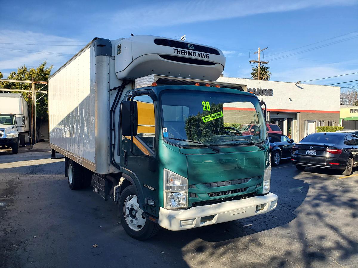 Used 2020 Isuzu NQR 18' Reefer