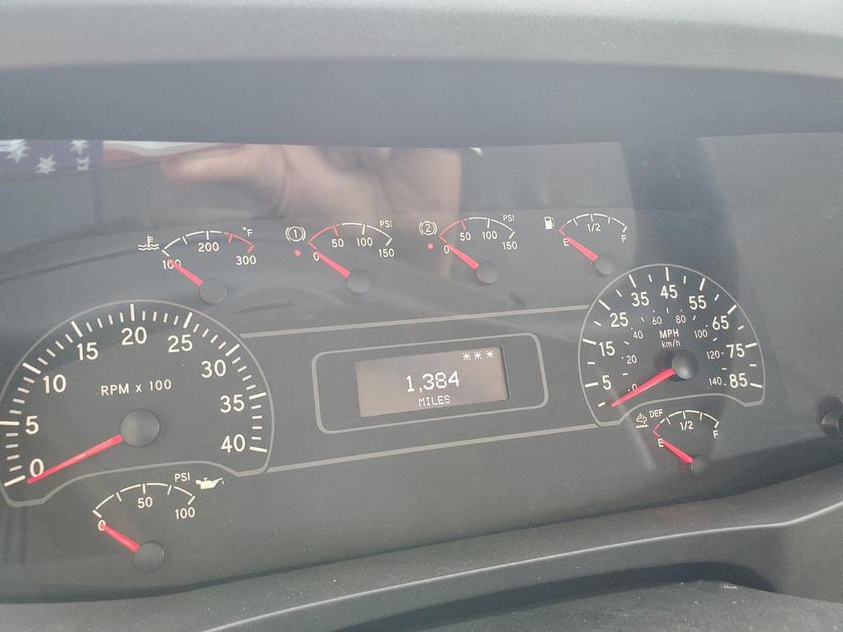 2025 International HV 607