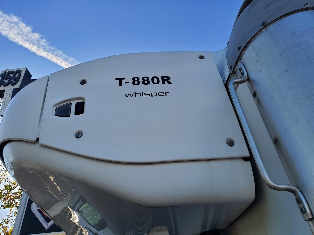 Used 2020 Isuzu NQR 18' Reefer