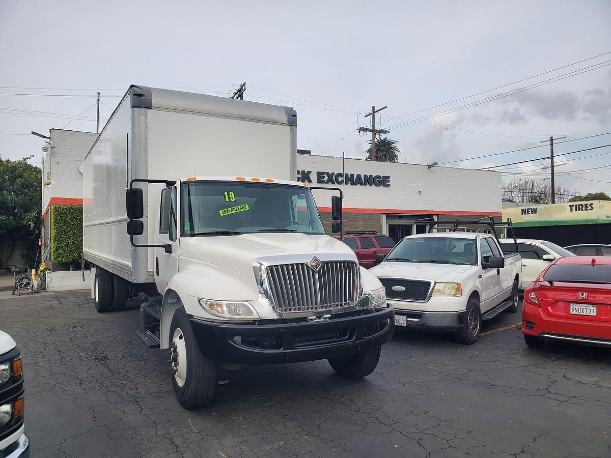Used 2019 International 4300