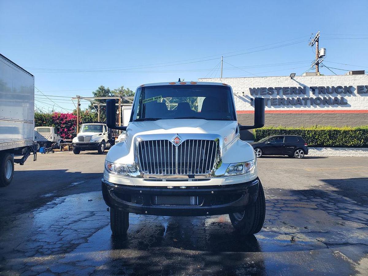 2025 International HV 607