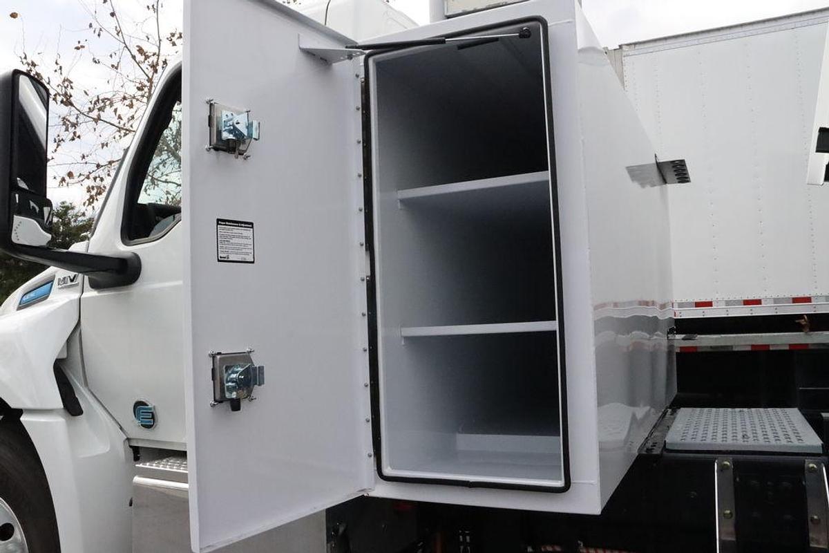 2024 International® Electric MV™ Series