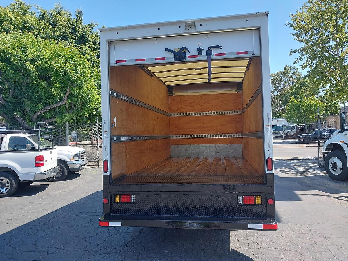 Used 2019 Isuzu NPR 14' Dump Truck