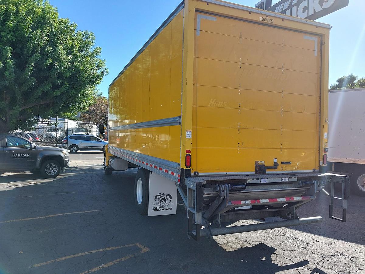 Used 2021 International MV607 26' Box Truck
