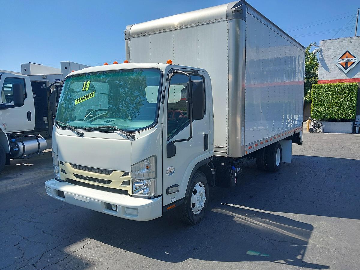 Used 2019 Isuzu NPR 14' Dump Truck