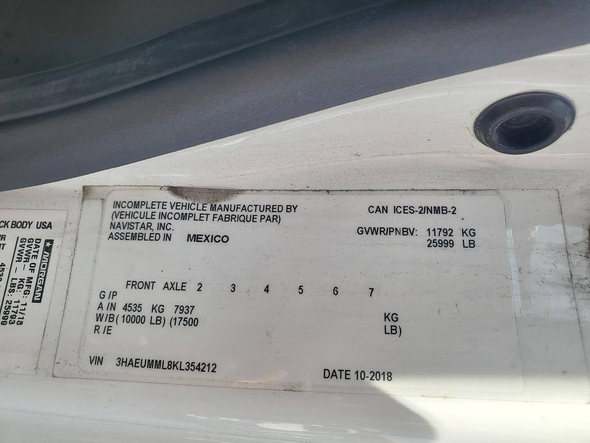 Used 2019 International 4300 26' Box Truck