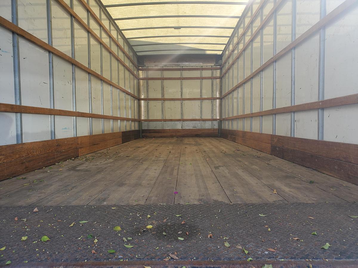 Used 2020 International MV607 26' Flatbed