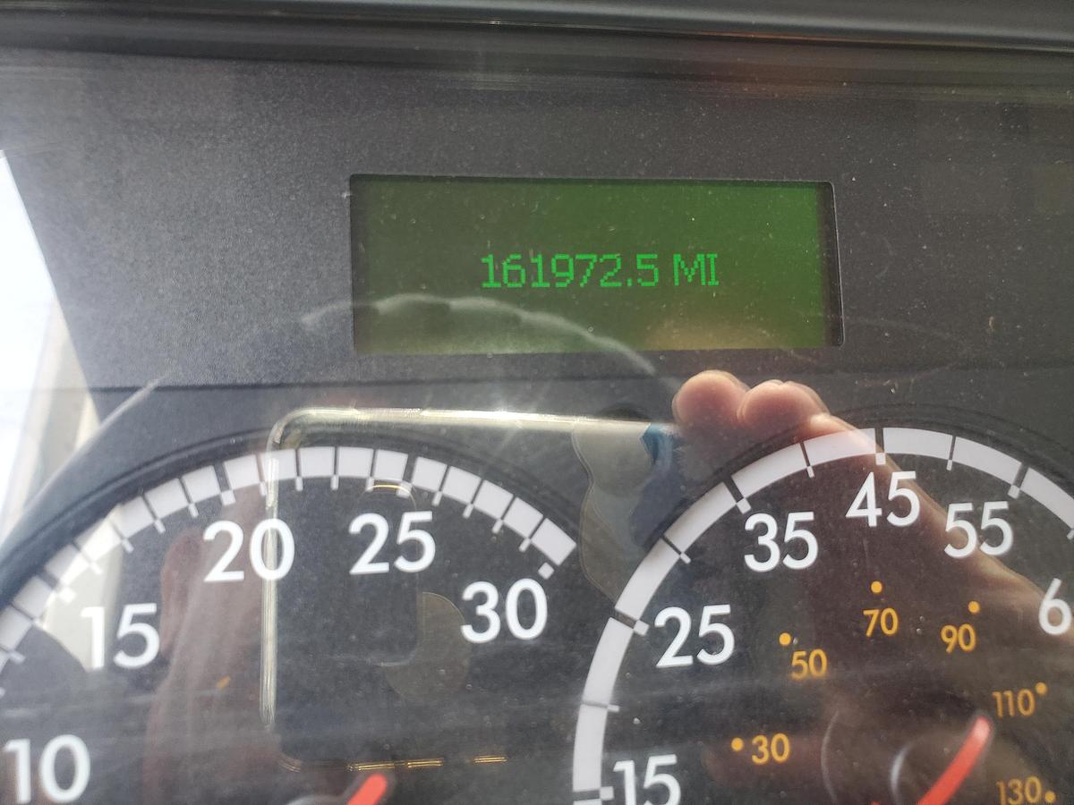 Used 2019 Freightliner M2 26' Box Truck