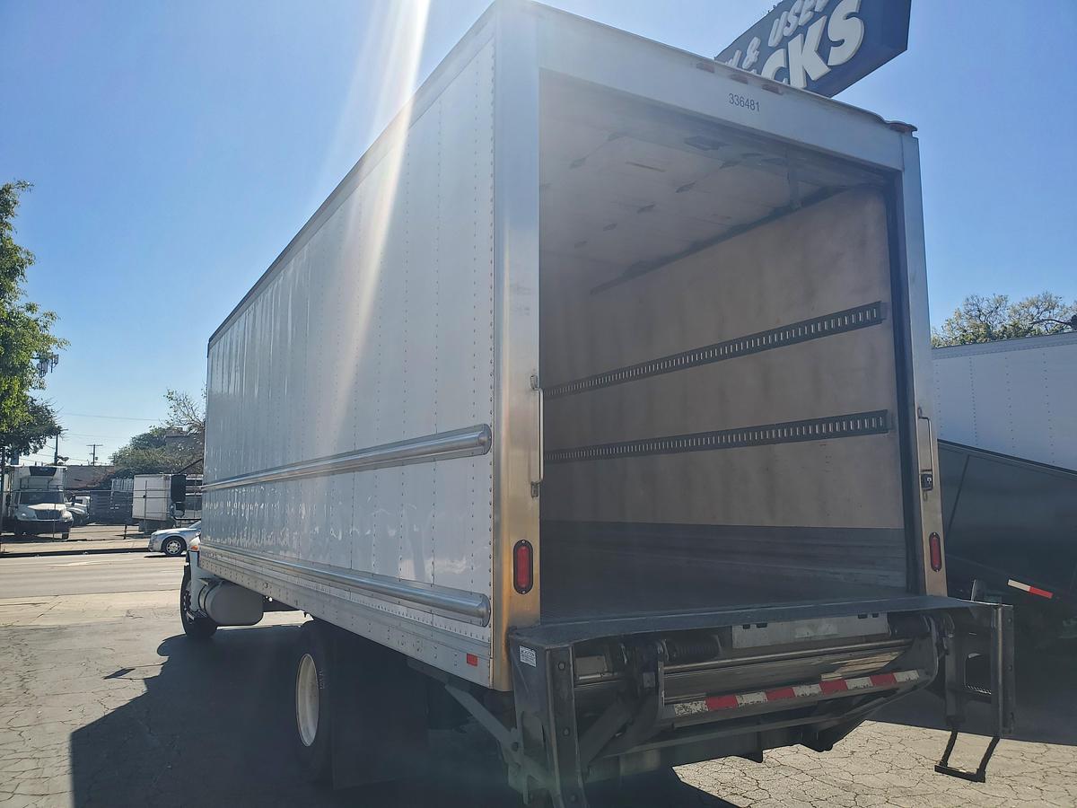 Used 2020 International MV607 26' Reefer