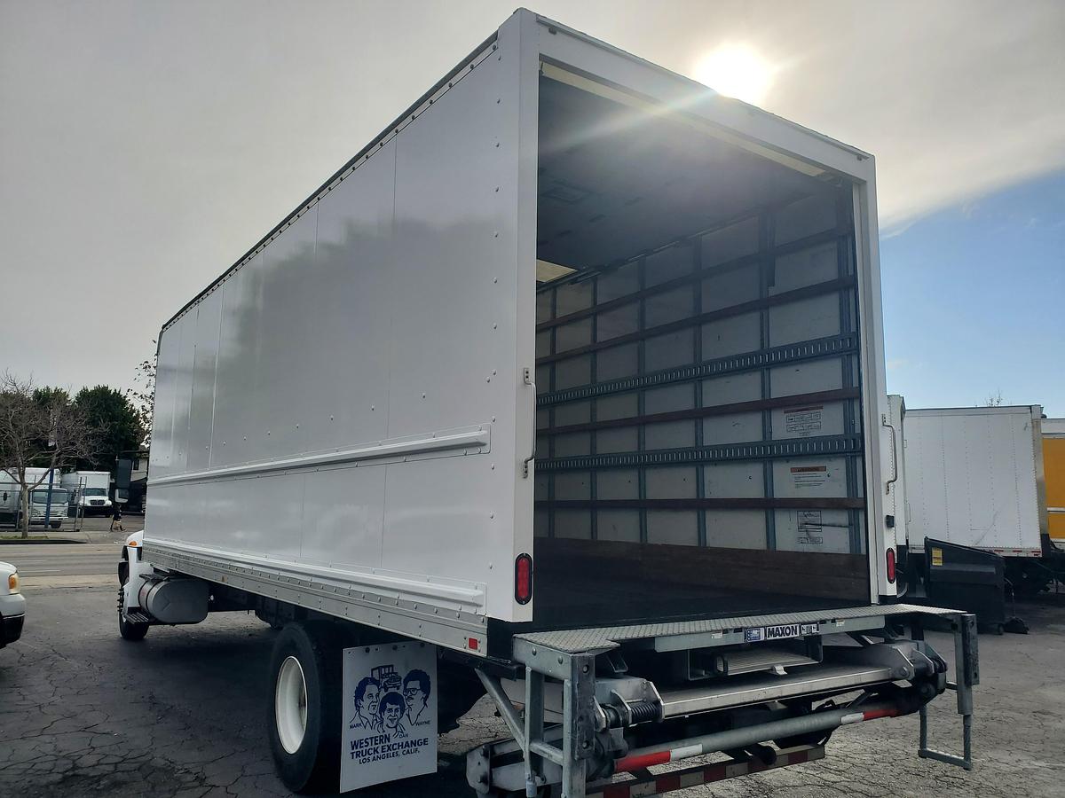 Used 2019 International 4300