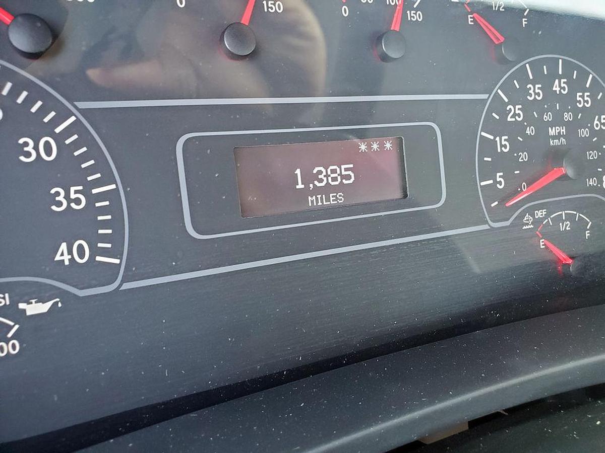 2025 International HV 607