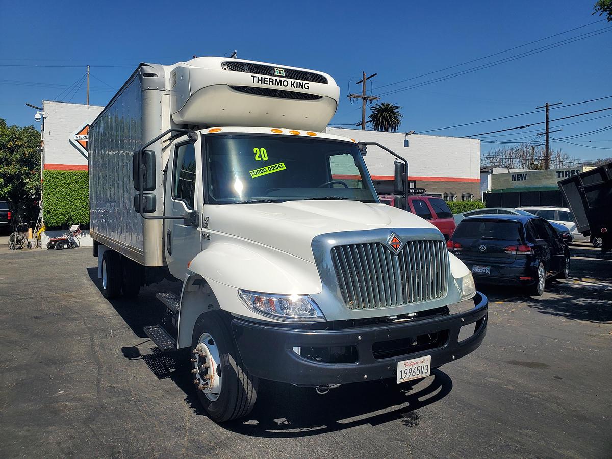 Used 2020 International MV607 18' Reefer