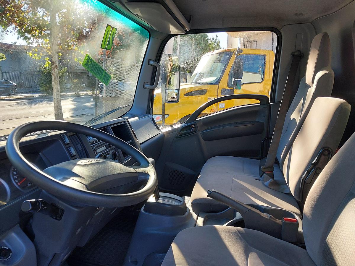 Used 2020 Isuzu NPR 16' Reefer