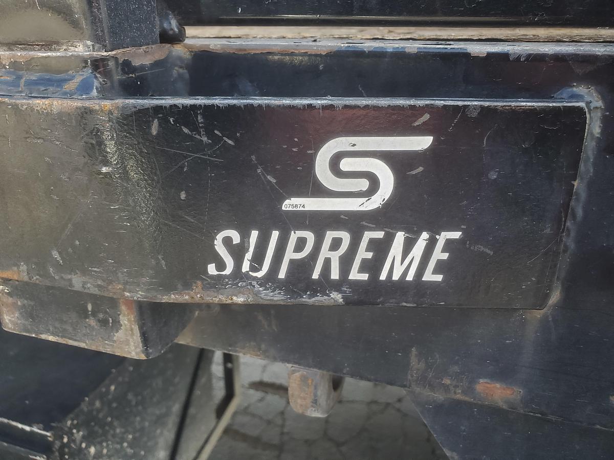 Used 2019 Freightliner M2 26' Stake bed