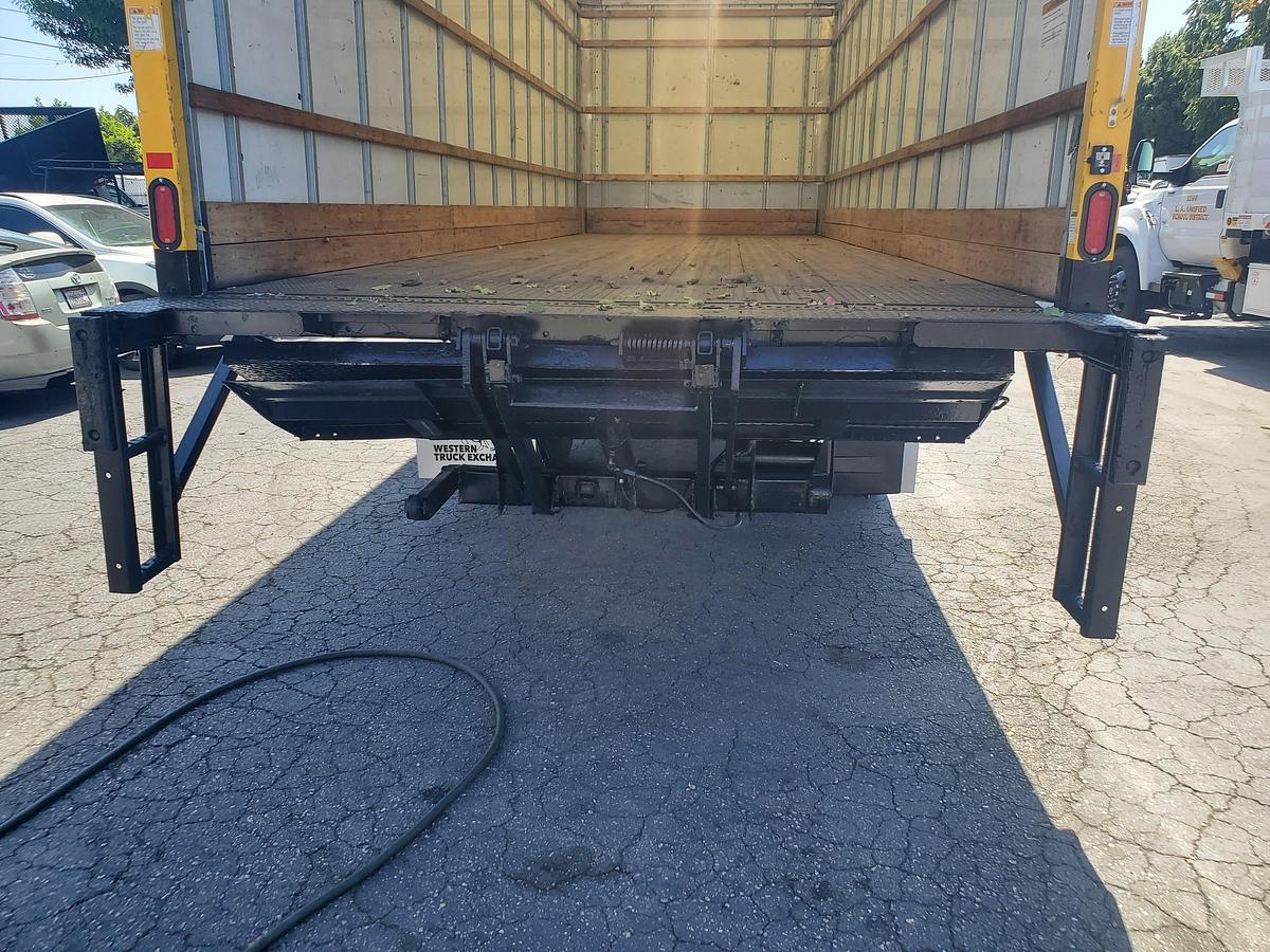 Used 2019 International 4300 26' Box Truck
