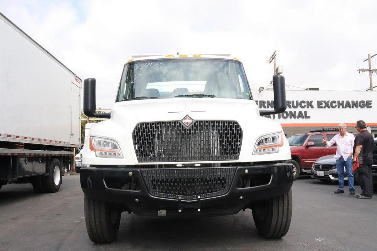 2024 International® Electric MV™ Series