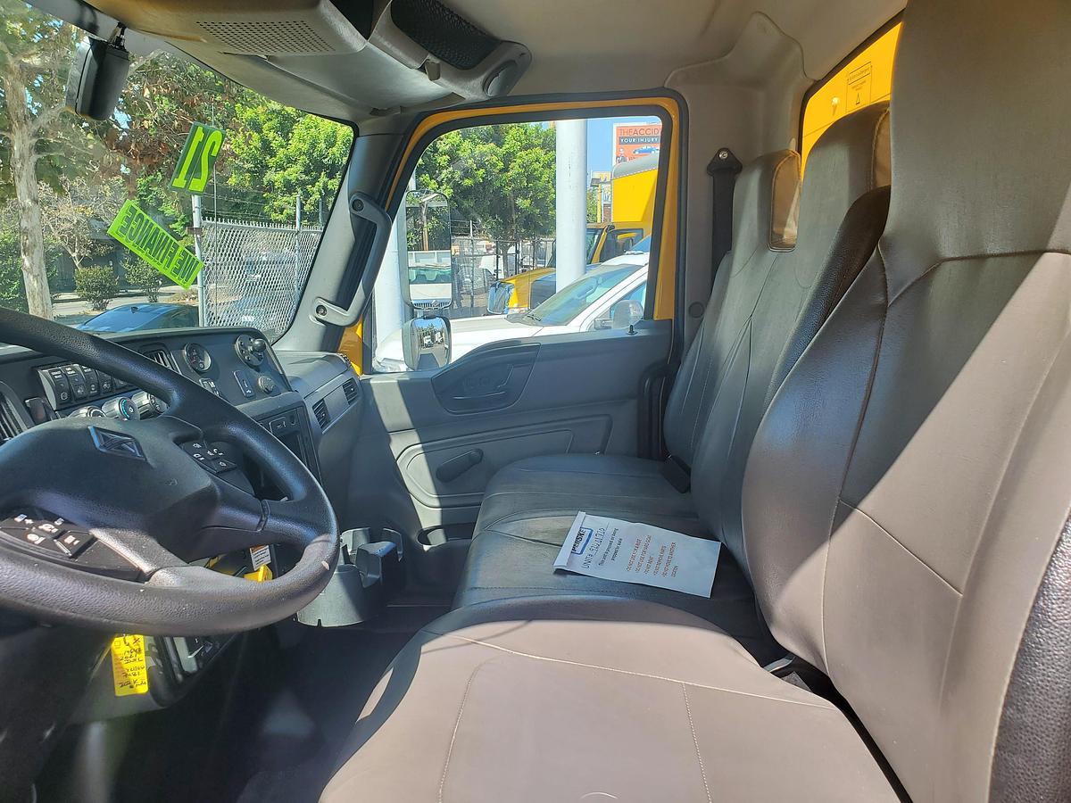 Used 2021 International MV607 26' Box Truck