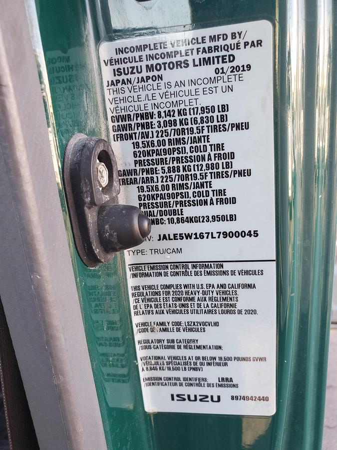 Used 2020 Isuzu NQR Box Truck