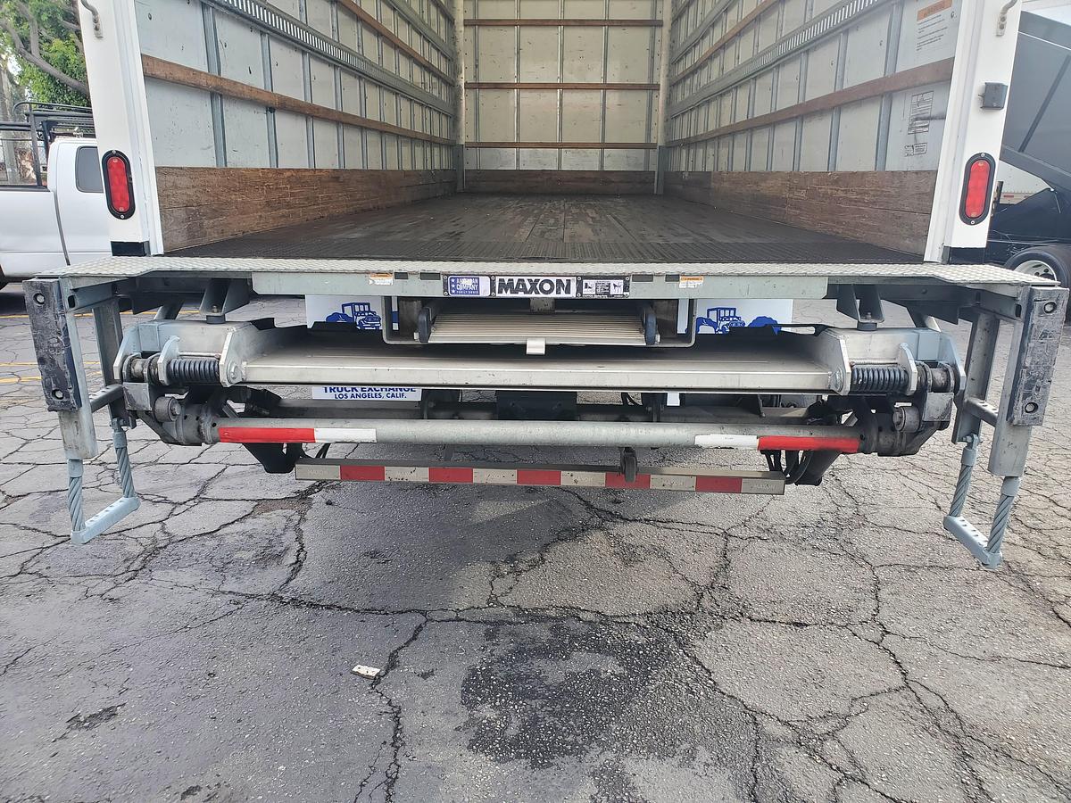 Used 2019 International 4300