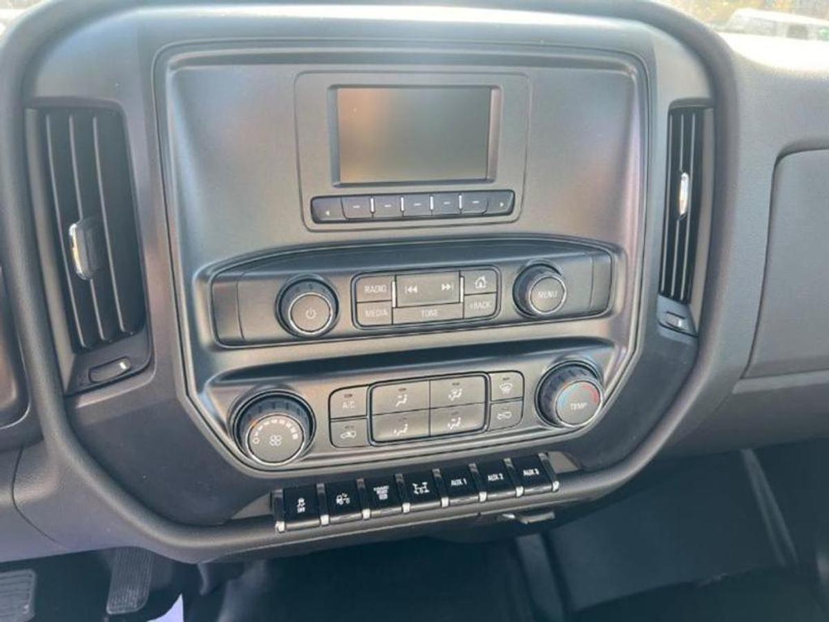 2023 International® CV515