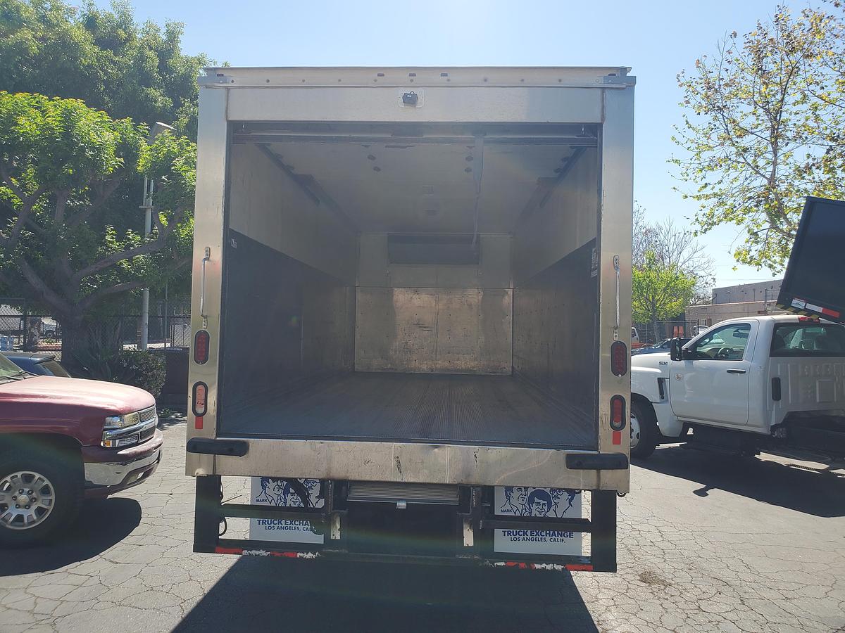 Used 2020 International MV607 18' Reefer