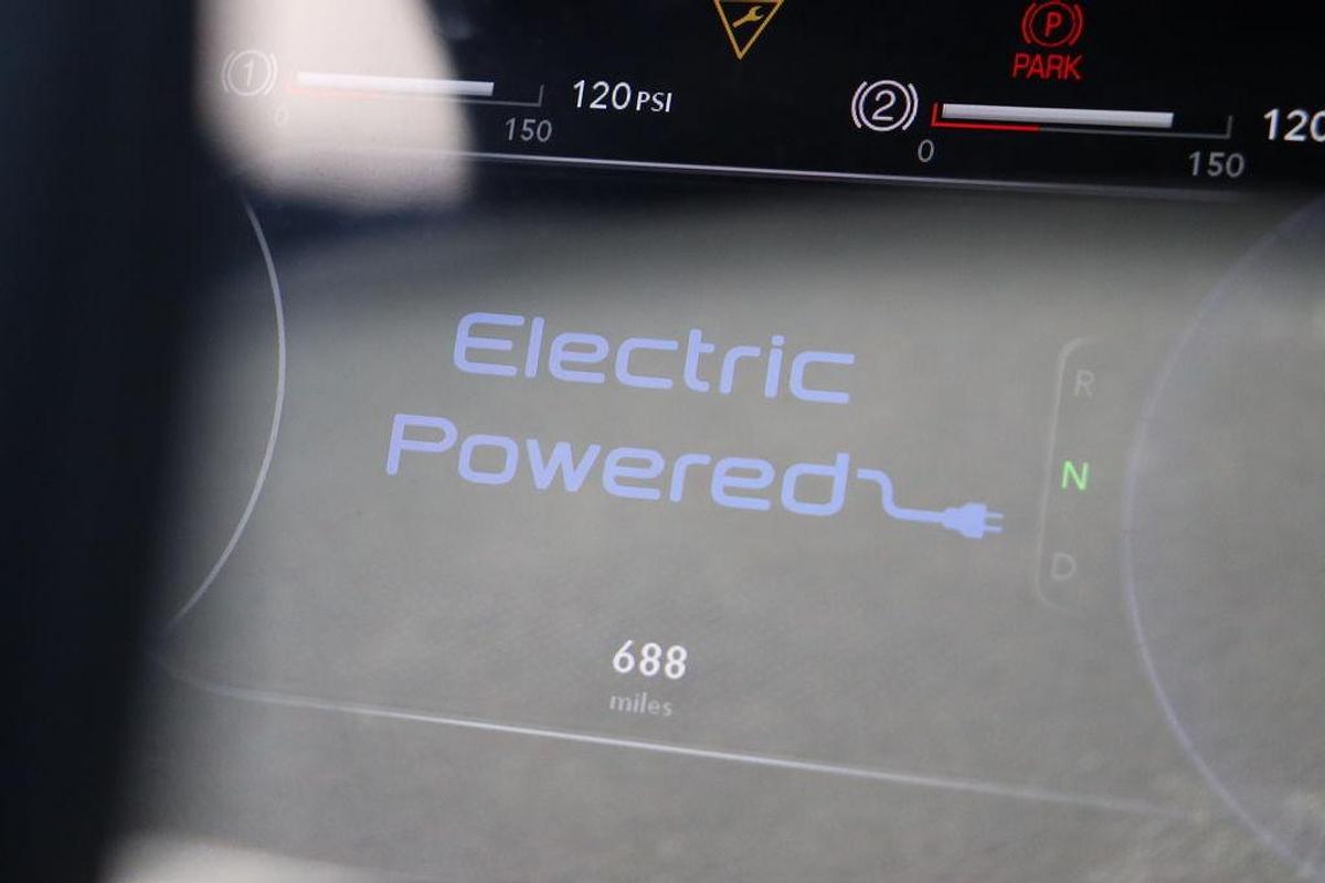 2023 International® Electric MV™ Series