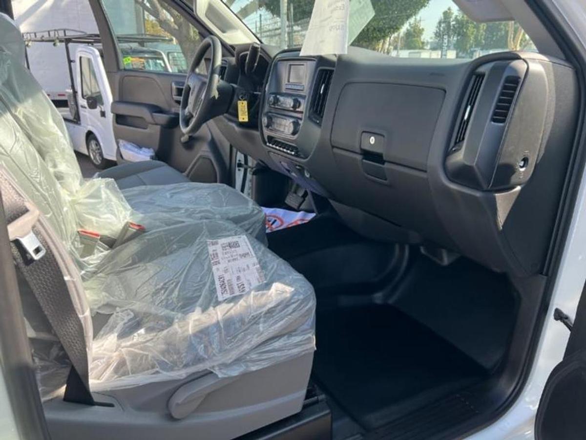 2023 International® CV515