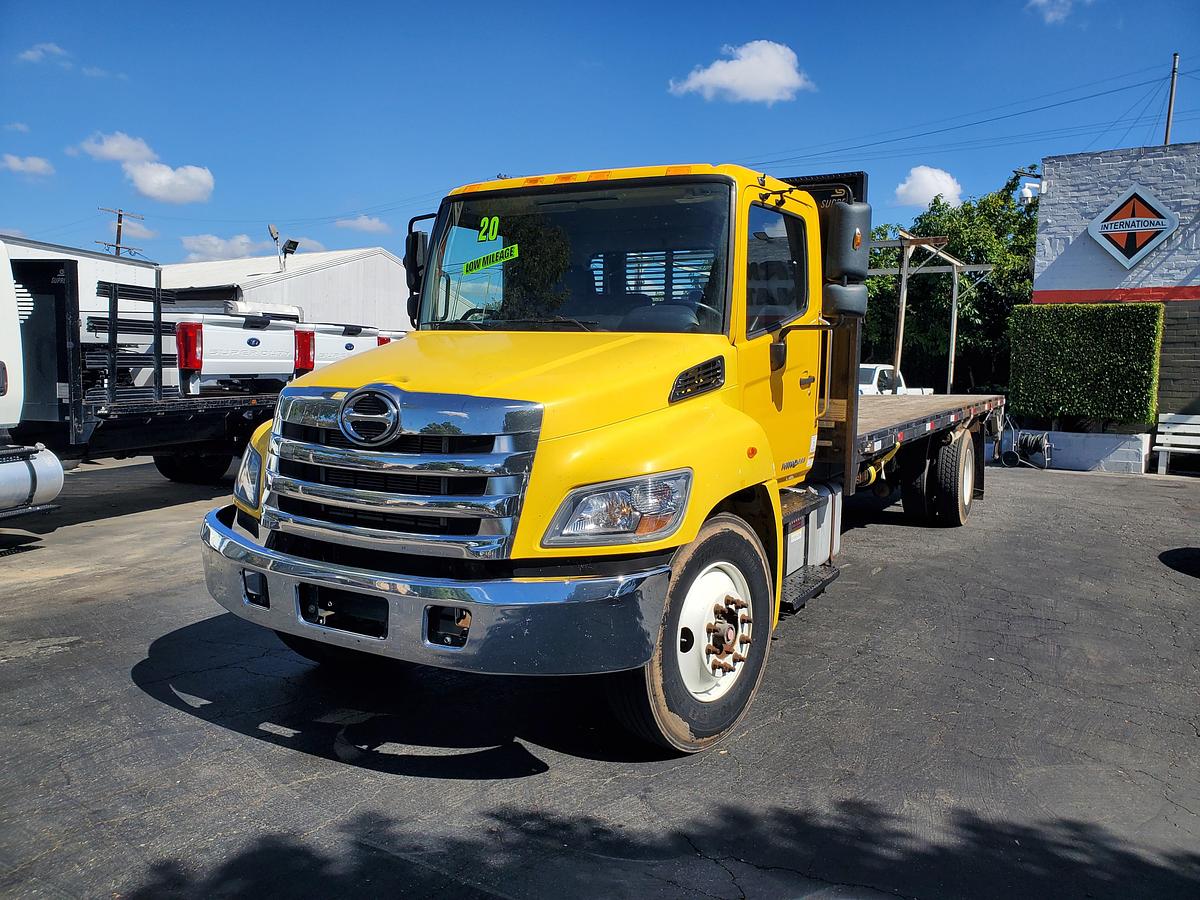 Used 2020 Hino 268 with 20' Flatbed