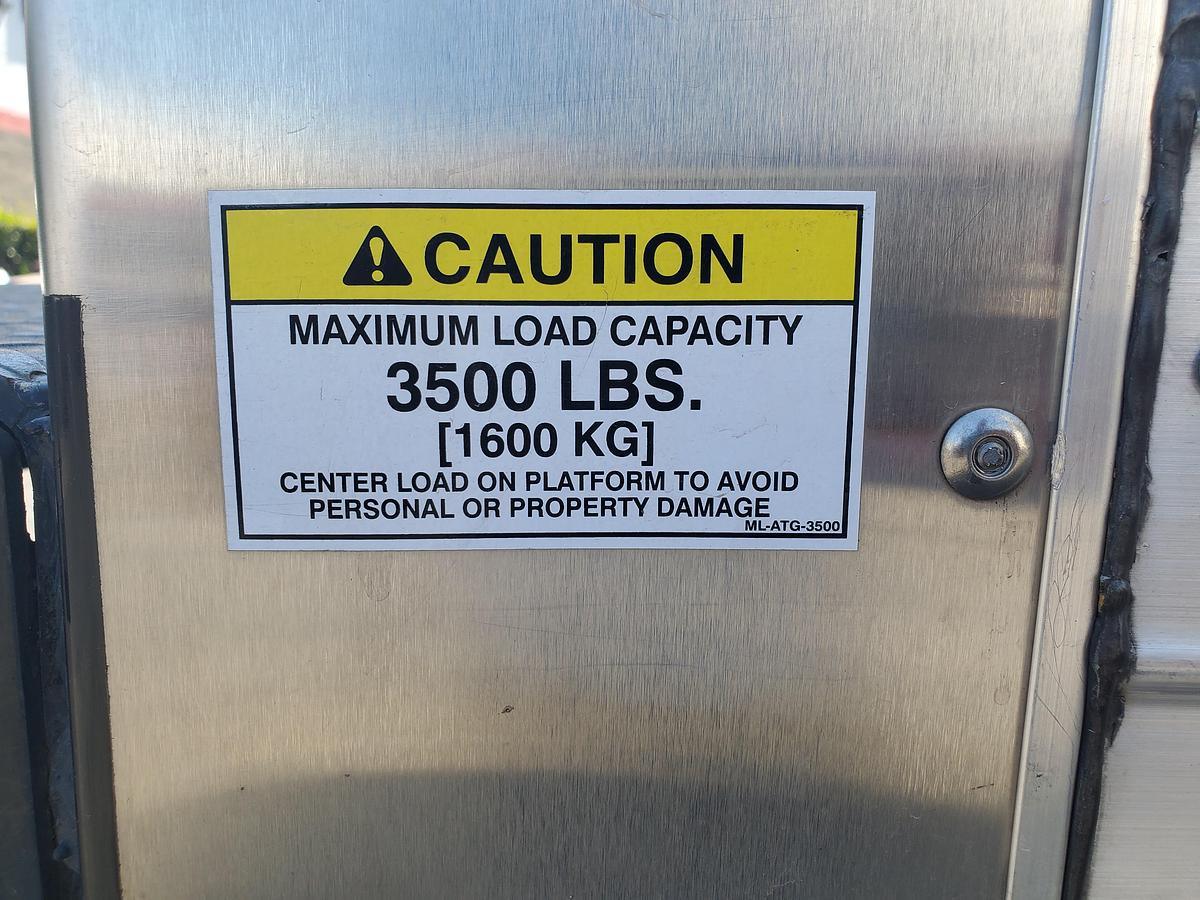 Used 2019 International 4300 26' Refrigerated Truck
