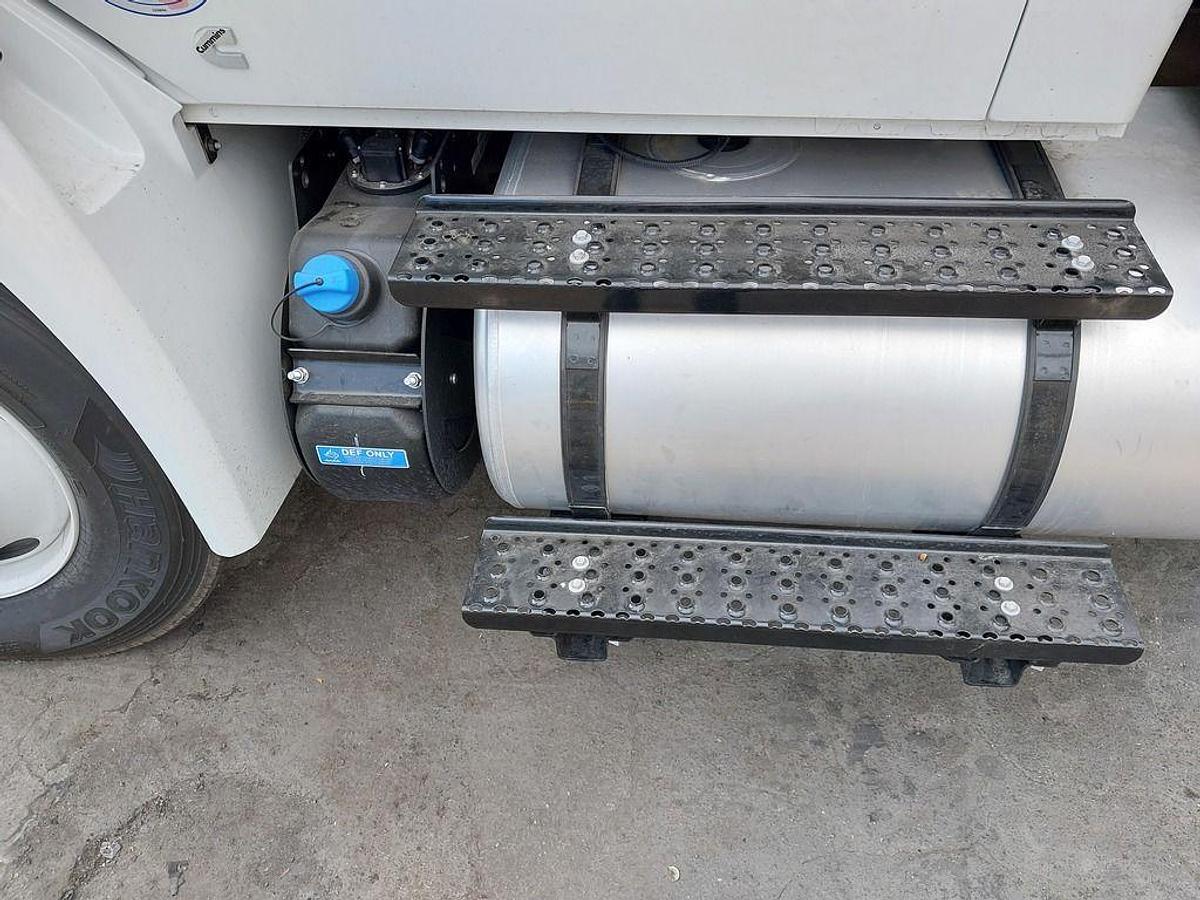 2025 International MV 607