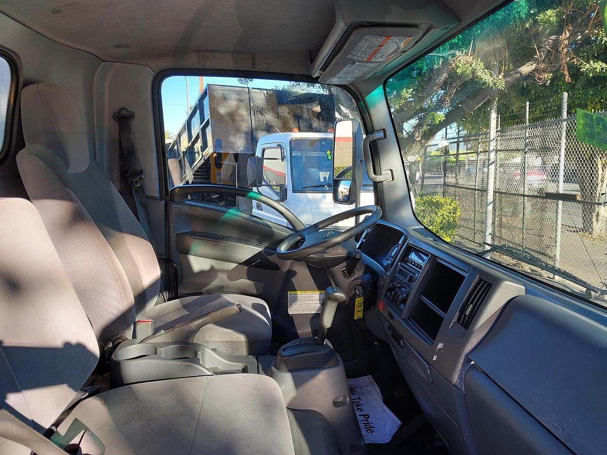 Used 2020 Isuzu NPR 16' Reefer