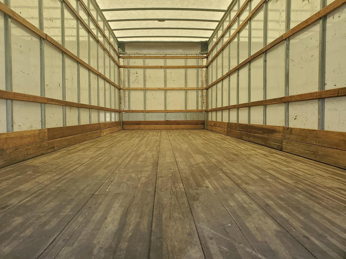Used 2021 International MV607 26' Box Truck