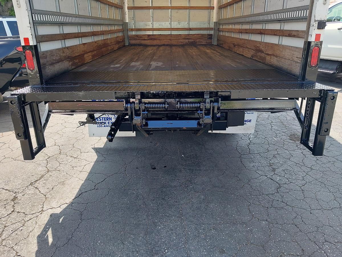 Used 2020 Isuzu NQR Box Truck