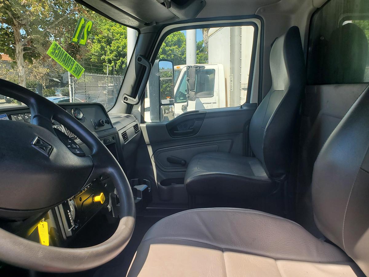 Used 2019 International 4300 26' Refrigerated Truck