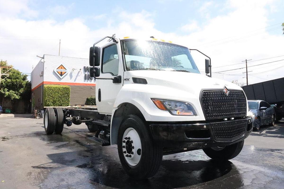 2025 International MV 607