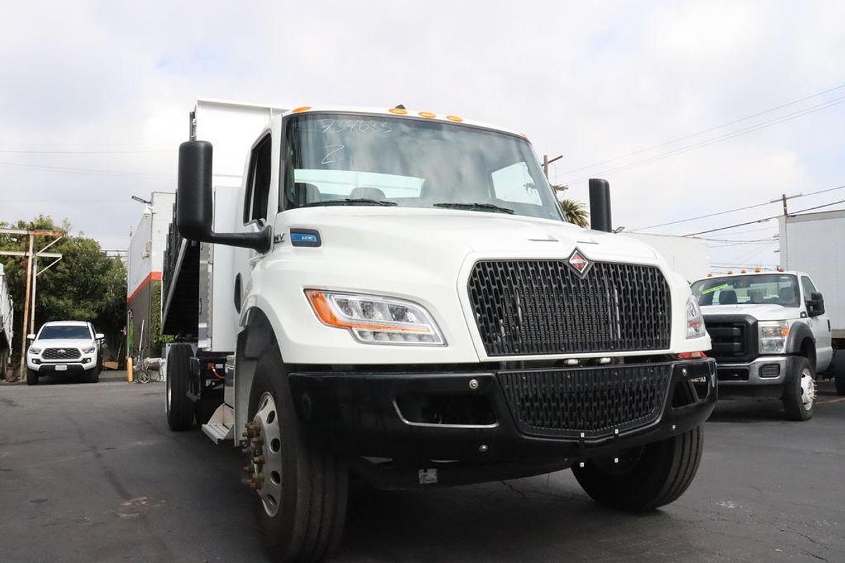 2024 International® Electric MV™ Series