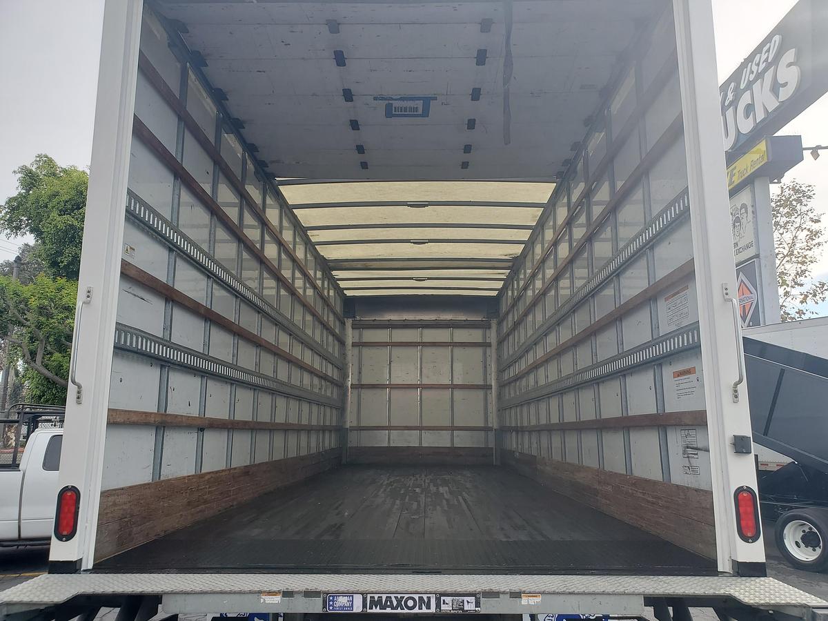 Used 2019 International 4300