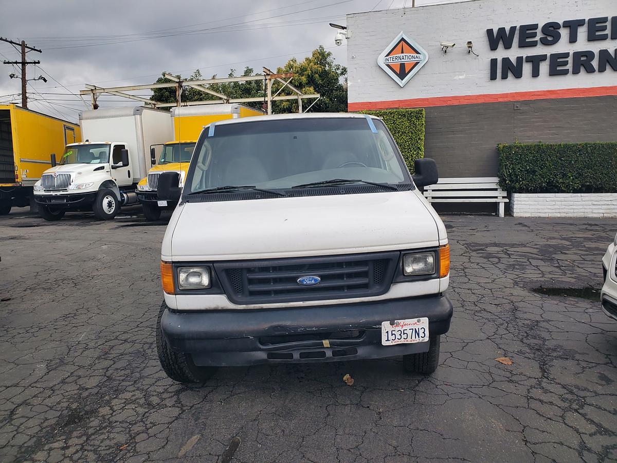 Used 2004 FORD E350