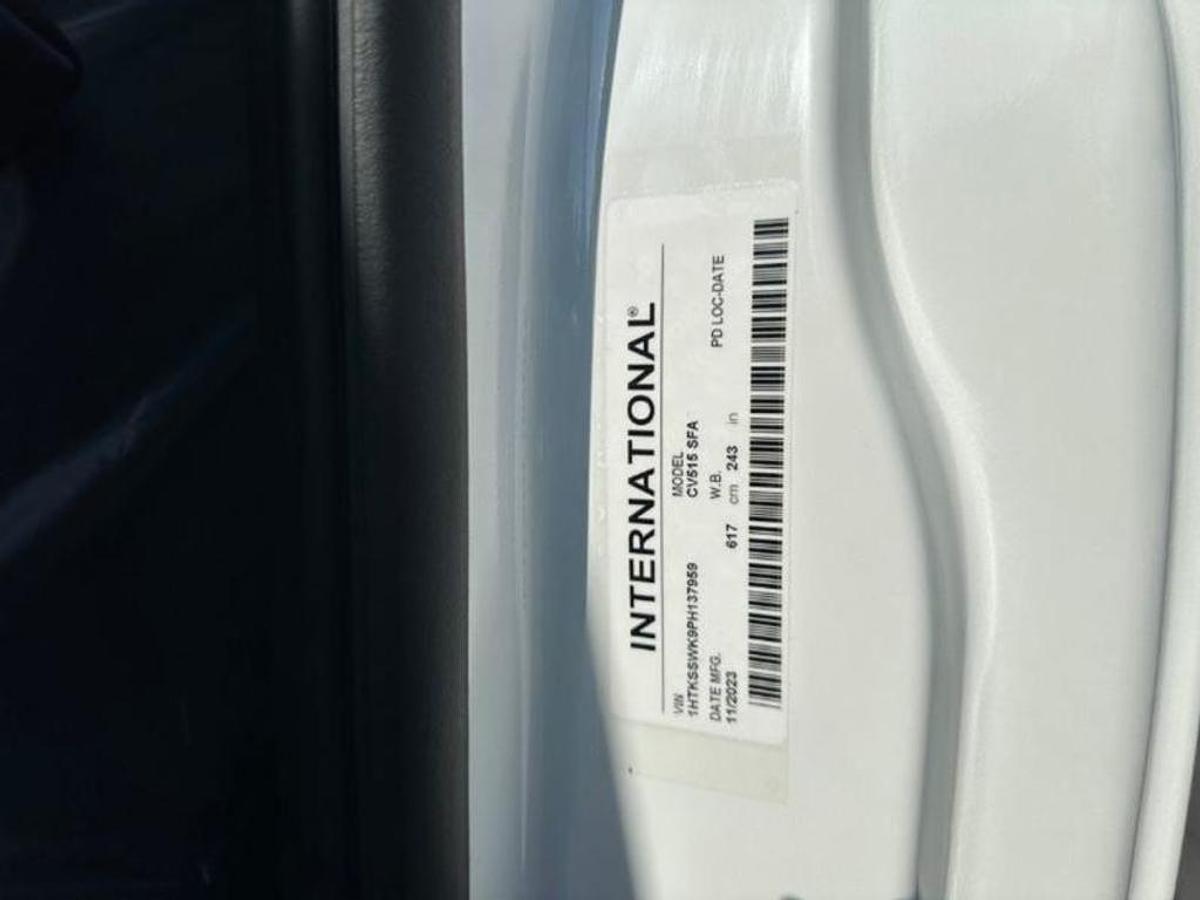 2023 International® CV515